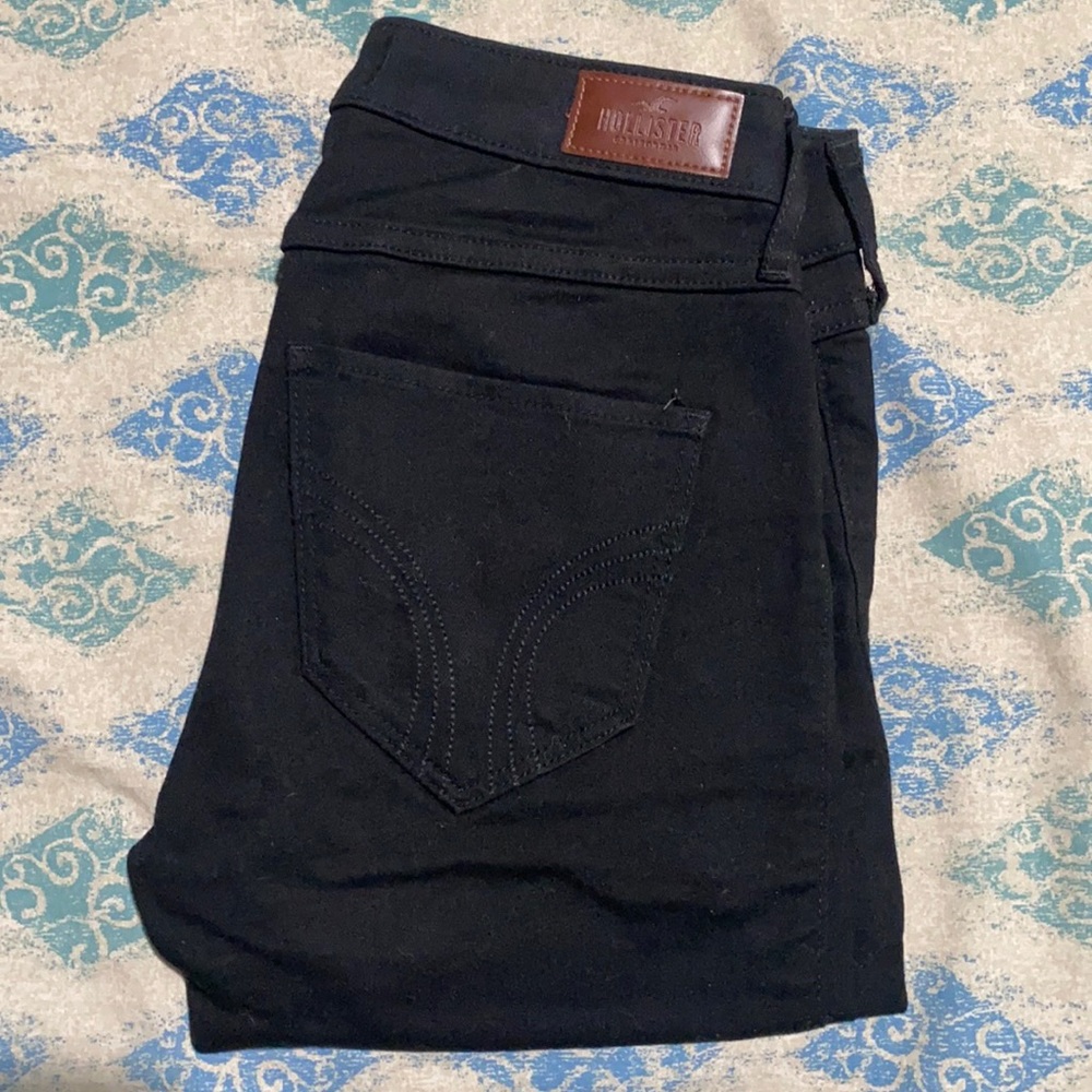 Hollister Mid-Rise Super Skinny Black Jeans